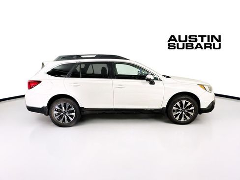 Used 2016 Subaru Outback 2.5i Limited image 8