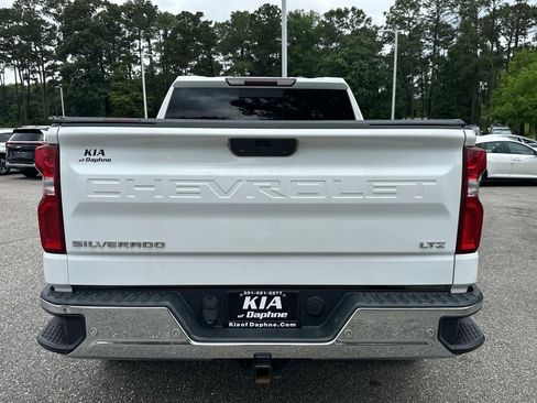 Used 2019 Chevrolet Silverado 1500 LTZ w/ LTZ Plus Package AWD/4WD image 3