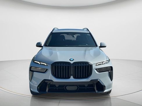 Certified 2025 BMW X7 xDrive40i w/ M Sport Package AWD/4WD image 2