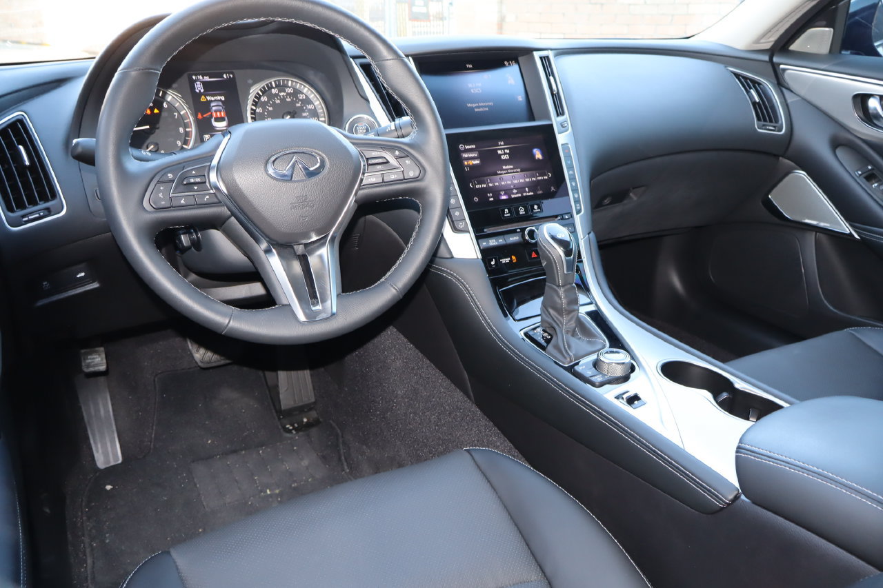 Used 2024 INFINITI Q50 Luxe w/ Cargo Package RWD image 5