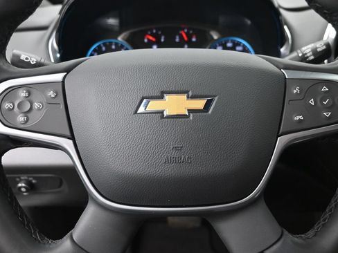 Used 2023 Chevrolet Traverse LT AWD/4WD image 19