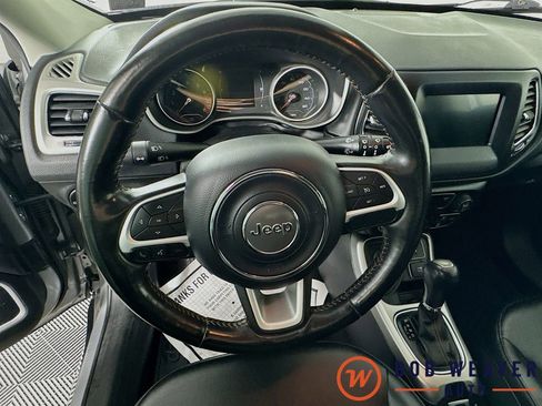 Used 2020 Jeep Compass Latitude w/ Cold Weather Group image 11