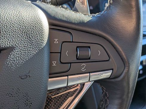 Used 2024 Cadillac XT6 Sport image 27