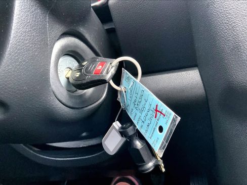 Used 2015 Nissan Rogue S w/ Convenience Package image 12