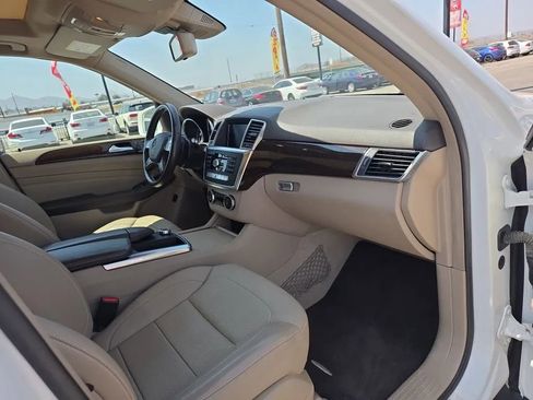 Used 2015 Mercedes-Benz ML 350 2WD w/ Premium 1 Package image 11