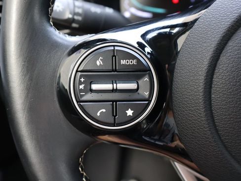 Used 2023 Kia Soul GT-Line FWD image 19