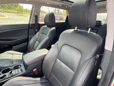Used 2021 Hyundai Tucson Ultimate w/ Cargo Package FWD image 16