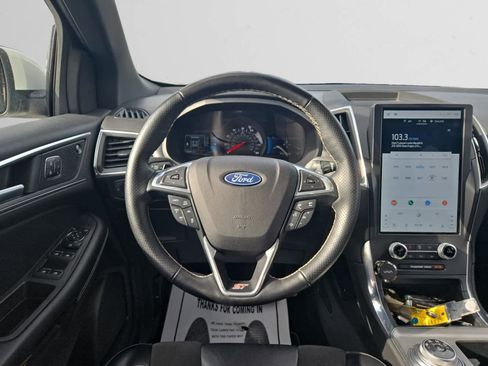 Used 2022 Ford Edge ST w/ Equipment Group 401A image 12