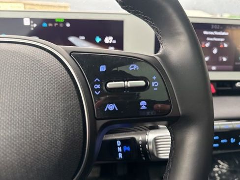 Used 2024 Hyundai Ioniq 5 Limited image 23