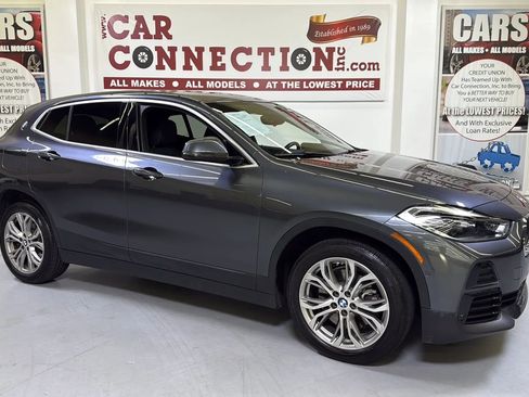 Used 2021 BMW X2 sDrive28i image 1