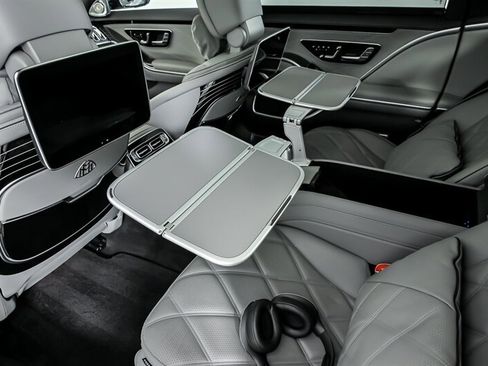 Used 2024 Mercedes-Benz Maybach S 680 4MATIC image 29