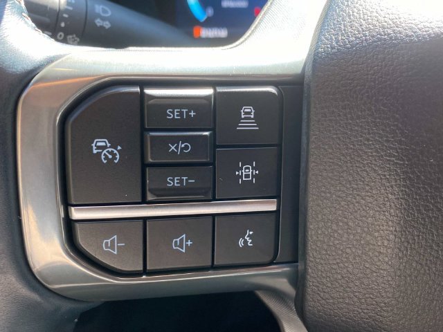 Used 2024 Ford F350 Limited w/ FX4 Off-Road Package AWD/4WD image 17