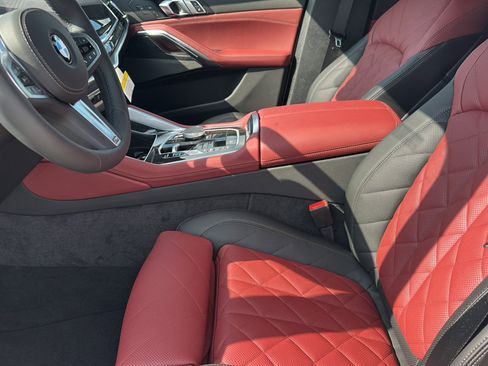New 2026 BMW X6 xDrive40i w/ Climate Comfort Package image 10