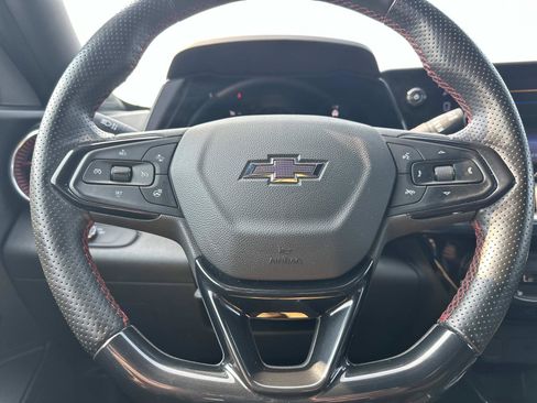 Certified 2024 Chevrolet Trax RS w/ Driver Confidence Package FWD image 19