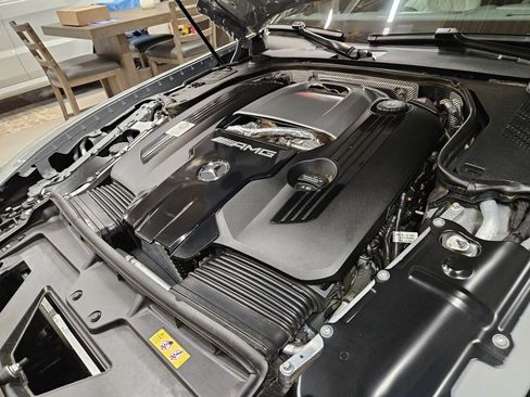 Used 2025 Mercedes-Benz AMG GT 63 image 32