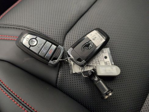 Used 2025 Ford Mustang Mach-E Premium w/ Sport Appearance Package AWD/4WD image 41