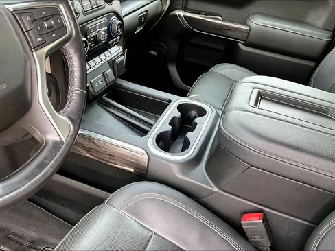 Used 2021 Chevrolet Silverado 1500 LTZ w/ Technology Package AWD/4WD image 15