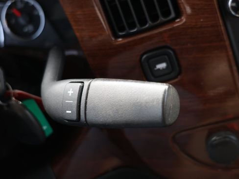 Used 2016 GMC Savana 2500 RWD image 6