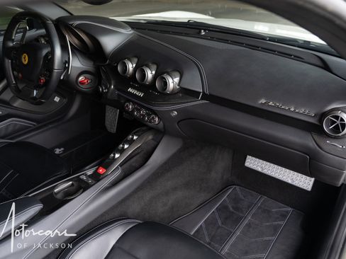 Used 2015 Ferrari F12 Berlinetta image 15