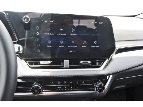 Used 2026 Chevrolet Equinox LT FWD image 21