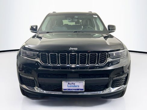 Used 2022 Jeep Grand Cherokee L Limited AWD/4WD image 2