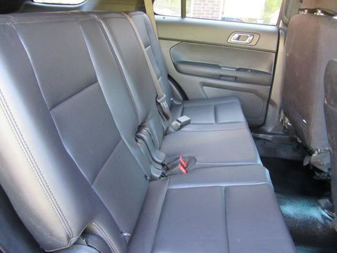 Used 2014 Ford Explorer 4WD Police Interceptor image 19
