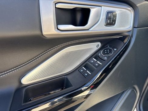 Used 2024 Ford Explorer ST w/ Equipment Group 401A image 17