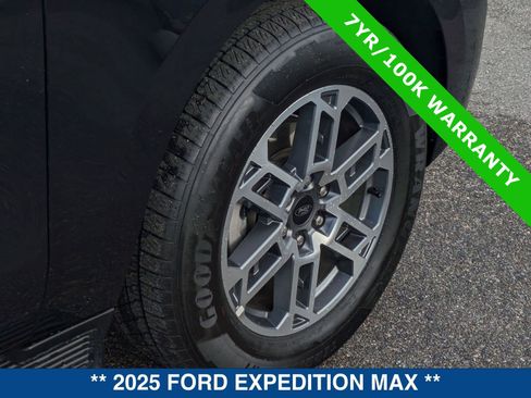 Certified 2025 Ford Expedition Max Active image 12