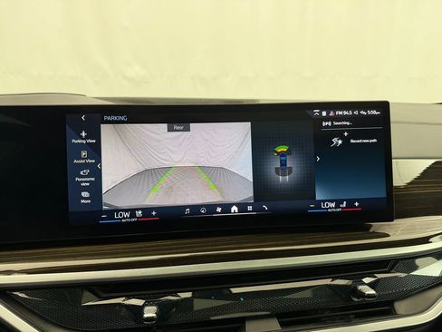 Used 2025 BMW X6 xDrive40i image 40