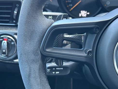 Certified 2018 Porsche 911 GT2 RS RWD image 28