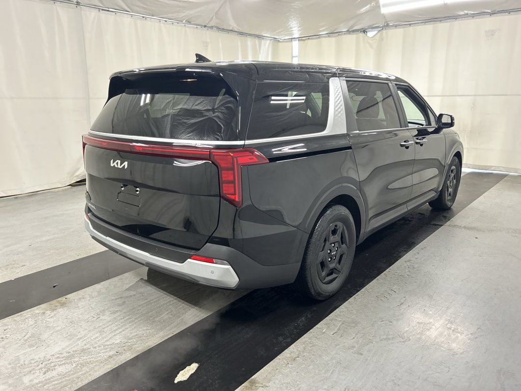 Certified 2026 Kia Carnival FWD image 2