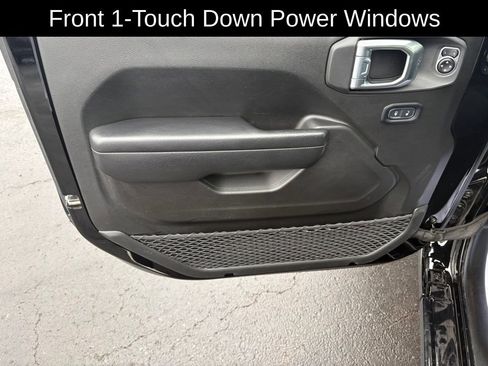 Certified 2024 Jeep Wrangler Sport S image 15