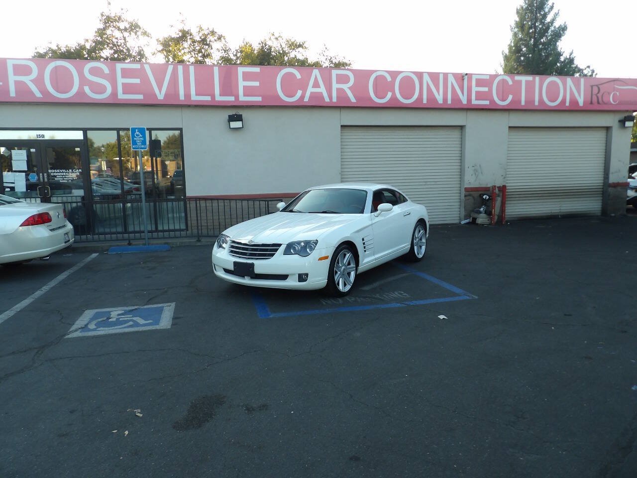 Used 2005 Chrysler Crossfire Limited RWD image 1