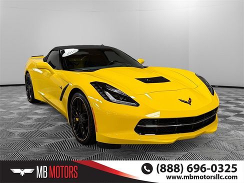Used 2018 Chevrolet Corvette Stingray Convertible image 1