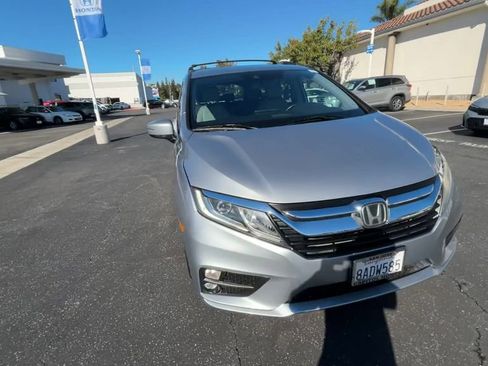 Used 2018 Honda Odyssey EX-L image 3