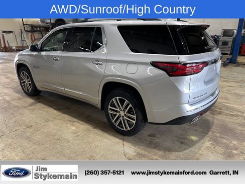 Used 2022 Chevrolet Traverse High Country AWD/4WD image 10