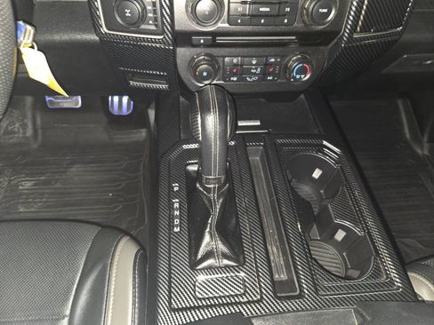 Used 2017 Ford F150 Raptor w/ Equipment Group 801A Mid AWD/4WD image 17