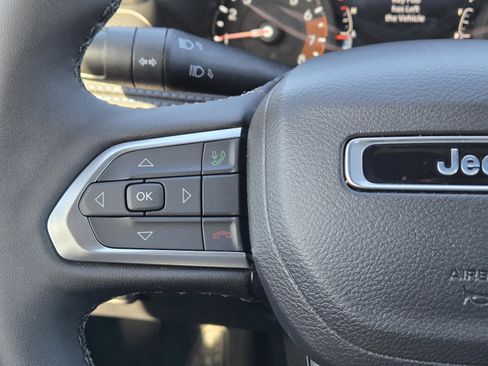 New 2026 Jeep Compass Latitude image 21