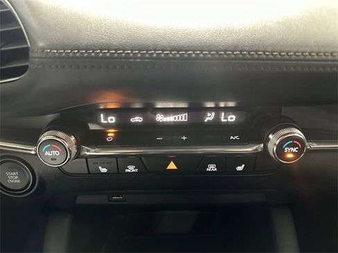 Used 2019 MAZDA MAZDA3 Sedan w/ Premium Package image 21
