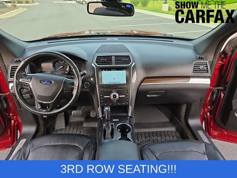 Used 2017 Ford Explorer Limited w/ Equipment Group 303A AWD/4WD image 15
