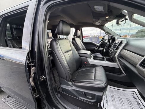 Used 2021 Ford F250 Lariat image 24