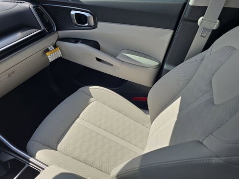 New 2026 Kia Sorento S image 15