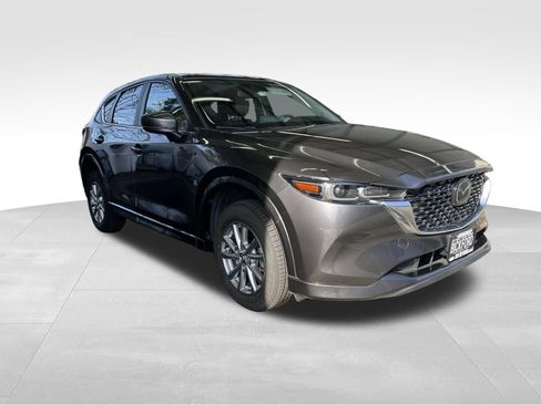 Used 2025 MAZDA CX-5 AWD 2.5 S w/ Preferred Package image 3