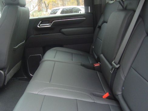 New 2026 GMC Sierra 2500 SLT w/ SLT Premium Package image 18