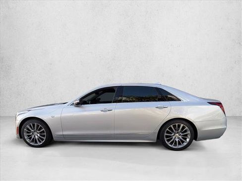 Used 2018 Cadillac CT6 Luxury image 8