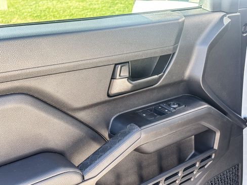 New 2026 Toyota Tacoma SR w/ SR Upgrade Package RWD image 17