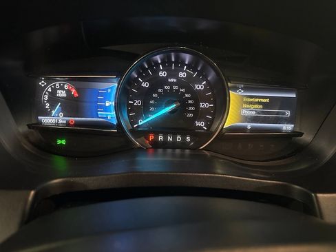 Used 2019 Ford Explorer Limited w/ Ford Safe & Smart Package AWD/4WD image 16
