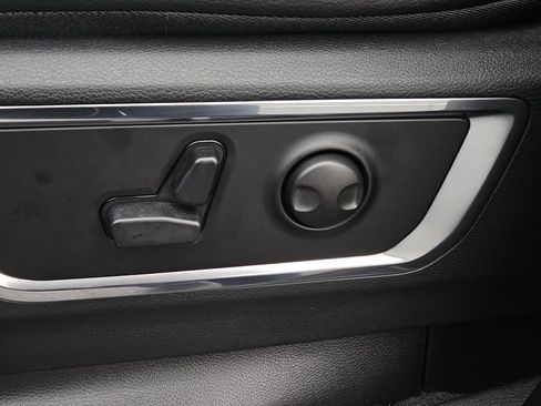 New 2026 RAM 1500 Laramie w/ Night Edition image 28