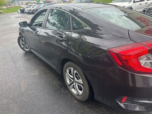 Used 2016 Honda Civic LX image 9
