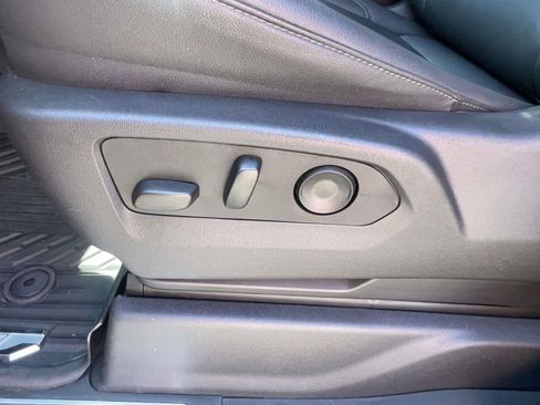 Used 2025 Chevrolet Silverado 1500 LT Trail Boss w/ LT Trail Boss Premium Package image 13